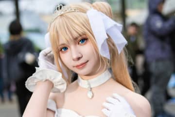『DOA』マリー・ローズが純白メイド姿に！台湾美女レイヤーが気品マシマシ【写真9枚】