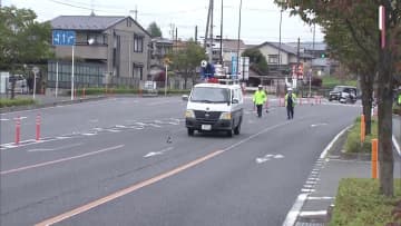小学生2人が乗用車にはねられる　1人は頭を打撲、もう1人は足を打撲…60歳代女性が運転　群馬・桐生市