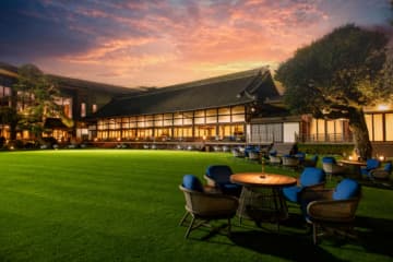 庭園が美しい！非日常の贅沢を味わう明治記念館ビアテラス「鶺鴒」