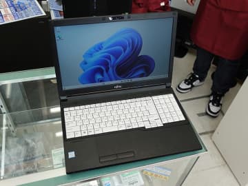 Core i5-8350UやDVD-ROMドライブ搭載「LIFEBOOK A748/T」が34,800円！中古PCセール