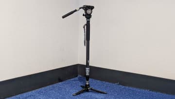 YC Onion、軽量設計の「Tako」一脚を展示。ライトスタンド用アクセサリーも登場[NAB2025 Booth]