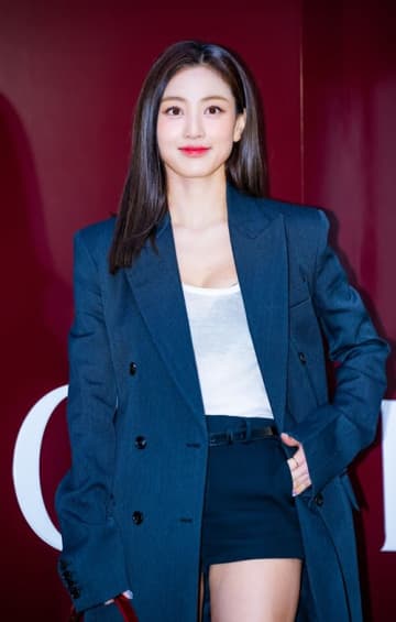 TWICE・ジヒョ、20代にして“約4億円相当のビル”のオーナーに　ソウルの人気エリアで全額現金購入
