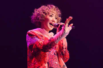 緋村剣心の曲も披露した涼風真世、“声の至芸”で魅了したビルボードライブ公演のオフィシャルレポートが到着