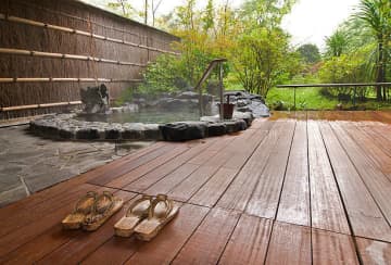 両親へ温泉旅行をプレゼント！おすすめの温泉宿＆温泉ギフト15選