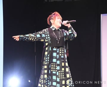 『ポケモン』松本梨香、万博ステージで熱唱「感慨深い」　海外ファンも感激