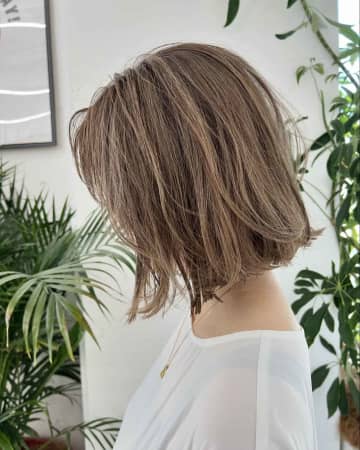 シンプル派の【40・50代】必見！ こなれ感たっぷり「大人ボブヘア」って？