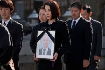 妻への遺族厚生年金が5年間に限定される！ただし65歳までの空白期間に配慮が？