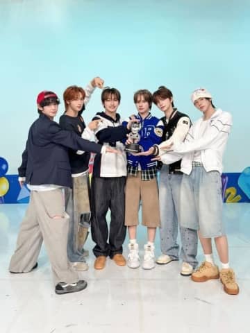 TWS、デビュー後初の「M COUNTDOWN」1位獲得！音楽番組3冠を達成…日本でも人気