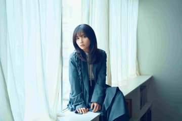 矢作萌夏、最新曲「夜想曲」リリース決定＆自身のラジオ番組で音源初オンエア