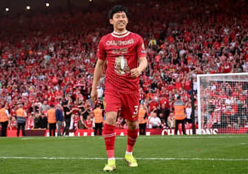 ついに！遠藤航が今季プレミア初先発か。優勝が確定…リバプール指揮官が方針を明かす「何人かはもっと早くプレーするに値した」
