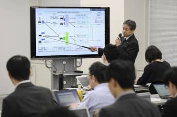 中日本高速の対応に批判相次ぐ　国交省幹部「さらなる混乱招く」