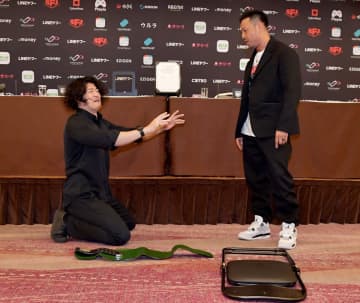 【ノア】王者OZAWAが調印式で奇行連発　KENTAに「エクスタシーをくれ～殴ってくれ～」