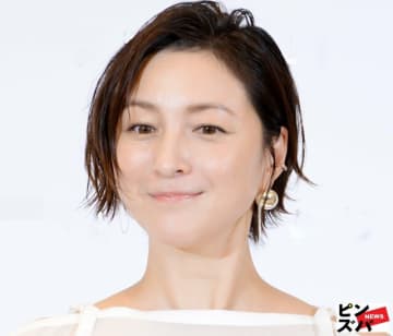 広末涼子“だるま衣装”で登場に｢思ったのと違う｣の衝撃＆『旅サラダ』の大型新星に活動再開の中丸雄一がピンチ【2025年人気記事｢話題の人｣騒動】