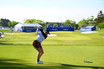 ＜速報＞国内女子は順延の第1Rが再開　暫定首位に蛭田みな美、小林夢果ら