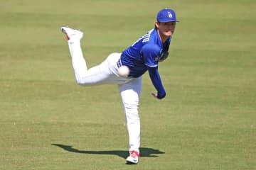 ドジャース・山本由伸が初の月間ＭＶＰ受賞　日本投手は野茂、伊良部、ダルビッシュ、田中に次いで５人目