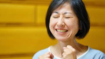 なぜ年金の繰下げなんてしたんだろう…「年金月23万円」の72歳夫は2年の闘病の末に他界。哀しみの65歳妻は年金事務所で2度絶句「あまりに理不尽では？」