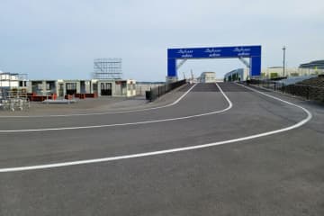 フォーミュラE東京大会へ向け、公道サーキット設営工事がスタート。施工前には祈願祭も実施