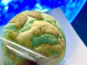 【地球メロンパン食べてみた！】人気すぎて完売も？Space Travelium TeNQ限定
