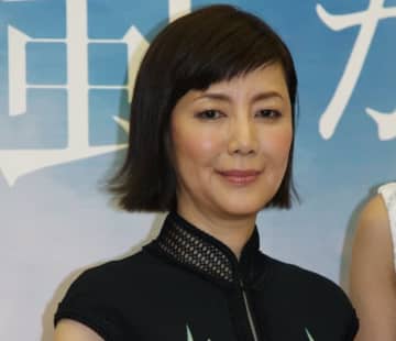 戸田恵子さん、自宅ガーデニングのオリーブの木に育った花芽に喜び。カメムシとの格闘も報告
