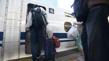 GW後半戦スタート！東海道・山陽新幹線「のぞみ」では満席相次ぐ　高速道路も下りが渋滞　東名・伊勢原JCT付近先頭に32km