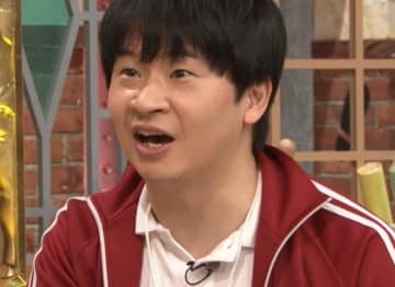歴史に残る壮絶など突き合い！戦慄ハイキックでKOした衝撃映像にスタジオ騒然「あの高さであのスピードで…」「見たことないあんなの」