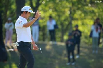 ＜中間速報＞首位は先週初Vの小西たかのり　1差2位に稲森佑貴ら5人が並ぶ