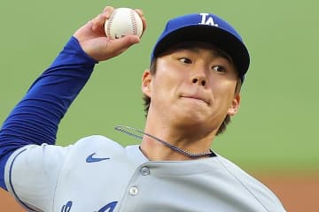 “465億の価値”を示す快投！ 山本由伸に米賛辞止まず MLBトップ防御率1.06→ 0.90に「容易なことではない」
