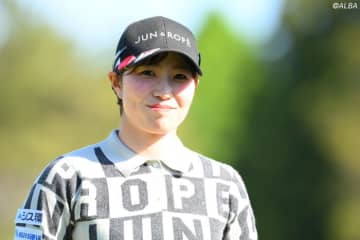 ＜中間速報＞蛭田みな美が単独首位　1差2位タイに先週、男子ツアー参戦の菅沼菜々ら4人が続く