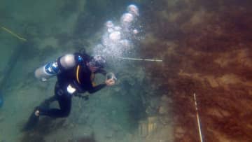 コスタリカ沖に沈む残骸、海賊船ではなく奴隷船　海洋考古学者らが発見