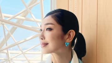 「色っぽい」アン ミカ 口元のホクロ除去前のモデルショットを披露「なんだか雰囲気が違う」「個性で可愛いですよね」と反響