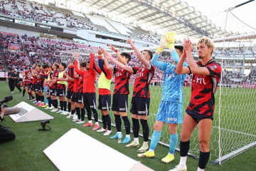 ４連敗後の４連勝。覇権奪回へ首位を走る“新生・鹿島”復調の裏にあった鬼木達監督の見事なマネジメント