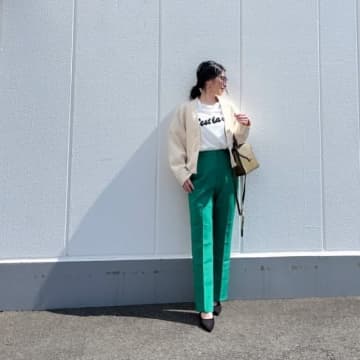 【40代のグリーンパンツコーデ4選】こなれて見える！ 大人のためのおすすめコーデ