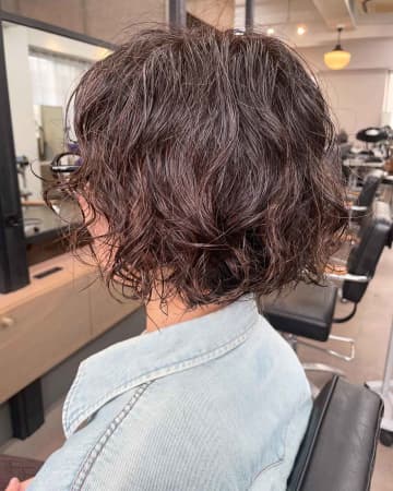 自然乾燥でもオシャレ！ 時短になる「大人ショートパーマ」が最強かも、、♡