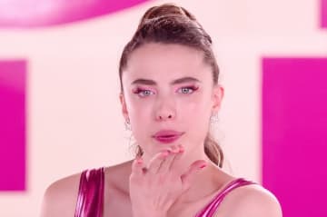 美と若さを取り戻す、禁断の再生医療“サブスタンス”の正体が明らかに『サブスタンス』本予告