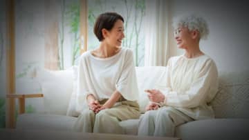 老人ホームには入らないわ。だって…「年金月15万円・88歳母」が自宅の団地で死去。安らかな最期だったが、3年経った今でも「60歳娘」が悔やむワケ