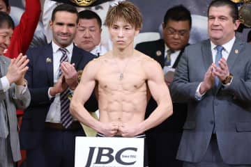 井上尚弥55.3kg、挑戦者カルデナス55.2kgで計量パス！　遂に明日激突、4年ぶりベガス興行が成立