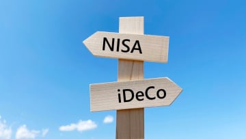 39歳までの会社員ならNISAを優先！iDeCoと迷った時の5つの判断基準をFPが解説【チェック表付き】