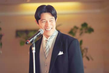 映画『花まんま』結婚式のシーンに「リアルに参列してる気持ち」「親戚並みに号泣」と感動の声 特別編集のブライダルメイキングムービーが公開