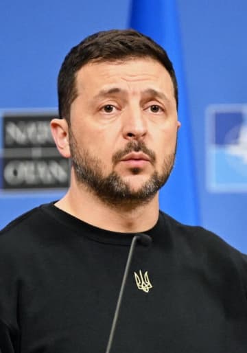 ロシアの72時間停戦提案を拒否　ゼレンスキー氏