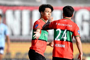 塩貝健人、今季リーグ戦4点目はチームを救う同点弾…NECが1部残留へ大きなドロー
