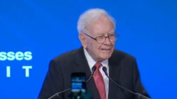 「投資の神様」バフェット氏、退任の意向表明
