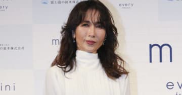 工藤静香、自宅ガーデニングで育てたネクタリンやゼラニウムなどの植物を紹介⇒「植物園みたい」「癒やされた」と反響