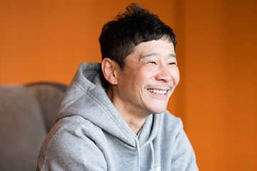 前澤友作氏、プライベートジェットで“大人の遠足”「成功者は違う」「オレの知らない世界」と話題に