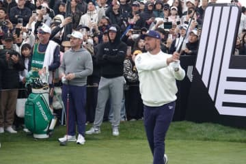 B・デシャンボーは韓国でも大人気　熱狂ギャラリーの前で狙う3勝目「子供のように楽しみたい」