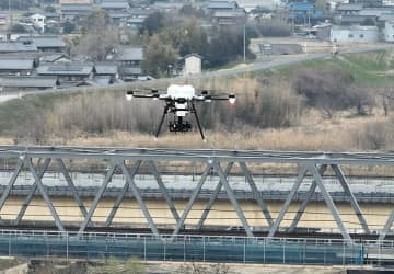 ドローンで東海道新幹線の橋りょう点検　JR東海などが目視エリア外飛行の実証実験（愛知県一宮市、岐阜県羽島市など）