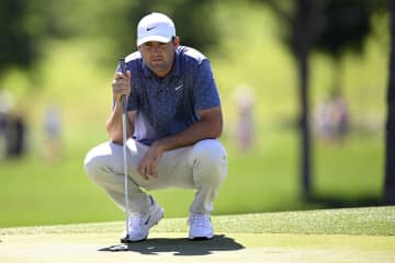 今季未勝利のシェフラーが8打差独走 金谷拓実13位で最終日へ