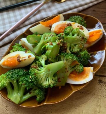レモン風味でさっぱりおいしい♪前菜やあと一品におすすめ「ブロッコリーおかず」
