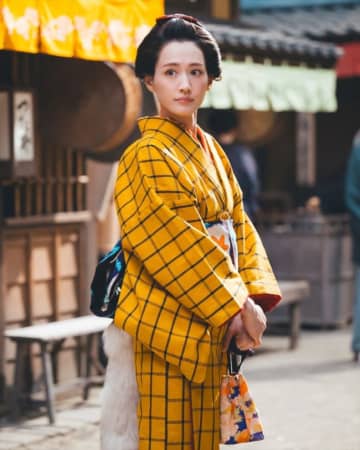 綾瀬はるか、語り務める『べらぼう』に出演、今度は町娘＆武士に!?　「やっと蔦重に会えました！」