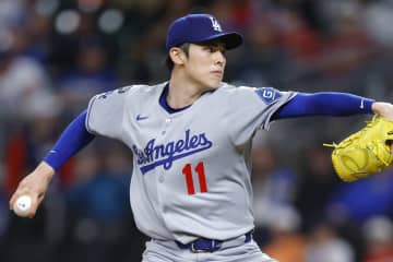 佐々木朗希、“深夜１時26分”に待望のメジャー初勝利！ 大谷翔平は３試合ぶり８号ソロ含む３安打、ドジャースが７連勝