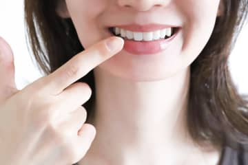 かかりつけの「歯科医院」でインプラントを勧められました。かなり高額ですが「医療費控除」は受けられますか？